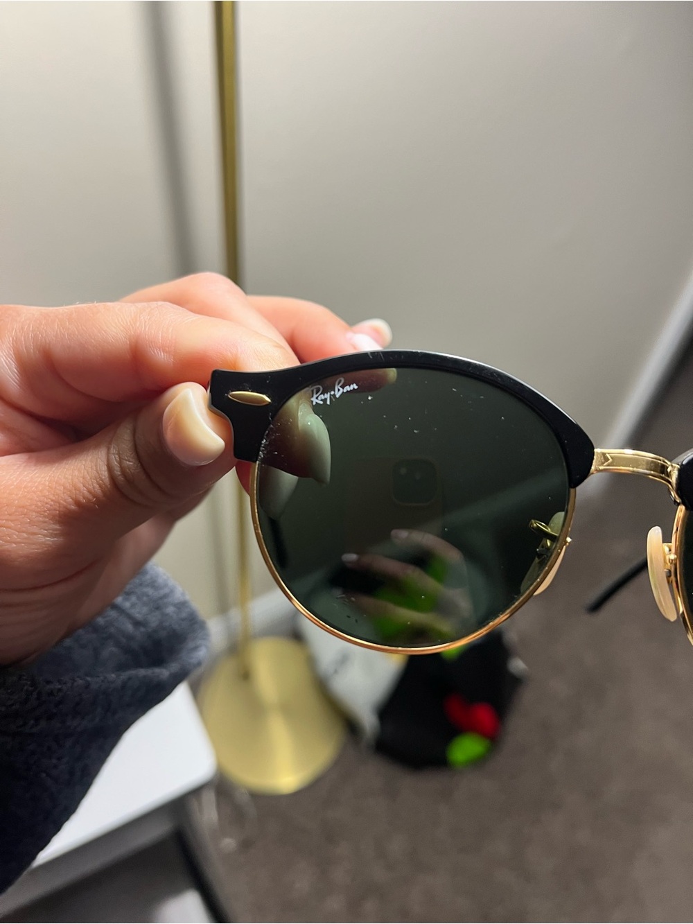 Ray-Ban Black and Gold Round Sunglasses - Picture 9 of 10